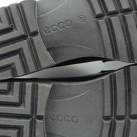 Ecco Black Leather Loafers - Picture 9 of 13